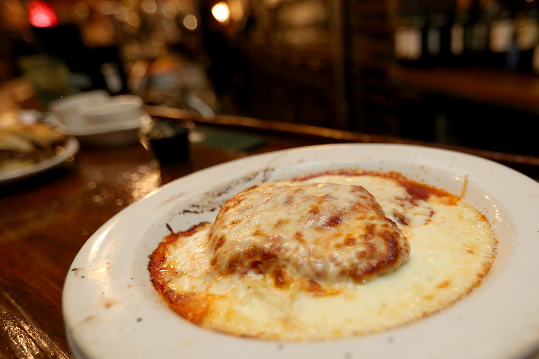 AVANTIS ITALIAN RESTAURANT AND PUB